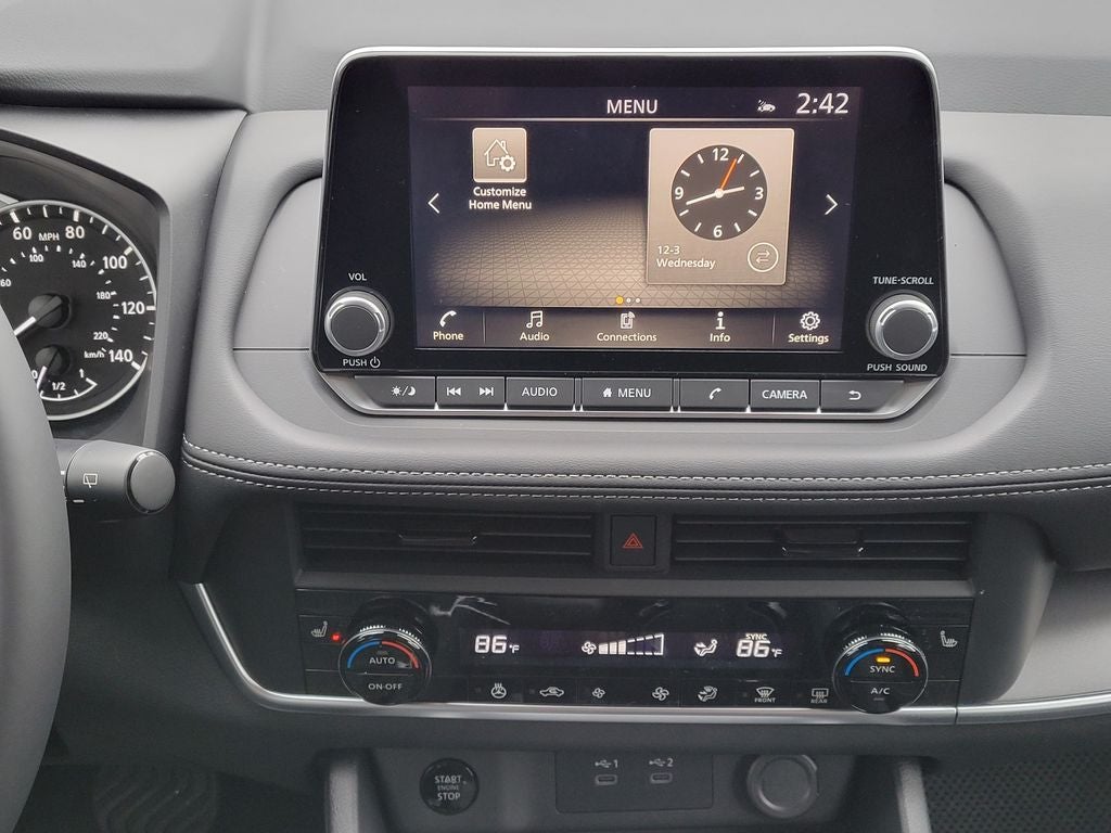 2026 Nissan Rogue SV