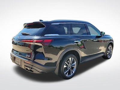 2023 INFINITI QX60 LUXE