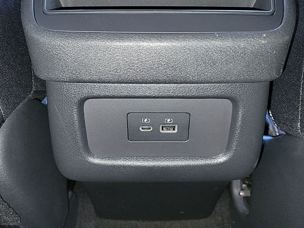 2023 Nissan Pathfinder S