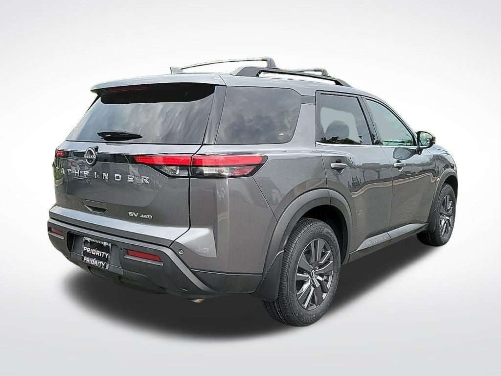 2022 Nissan Pathfinder SV