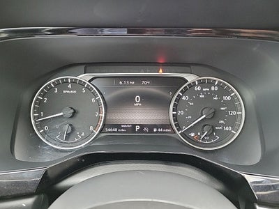 2022 Nissan Pathfinder SV