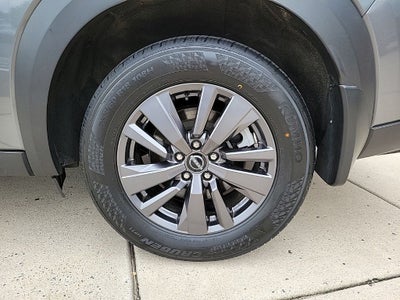 2022 Nissan Pathfinder SV