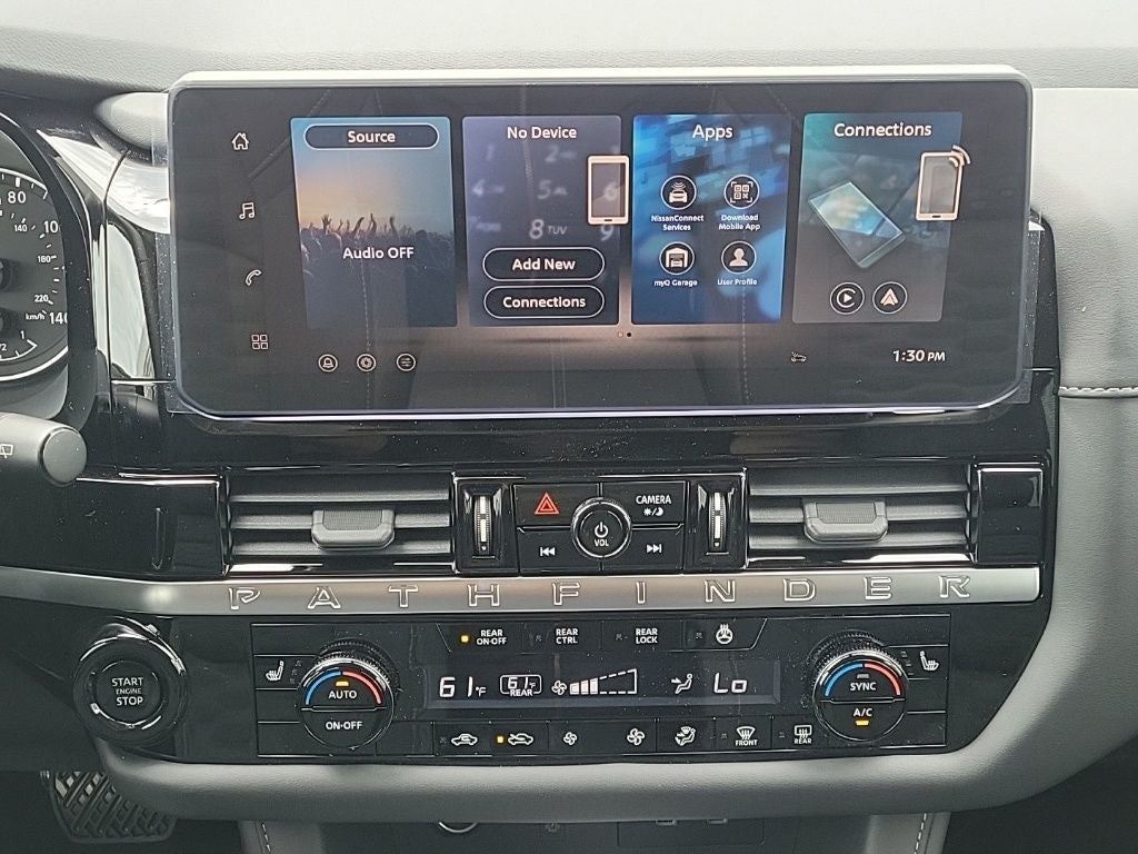 2026 Nissan Pathfinder SV