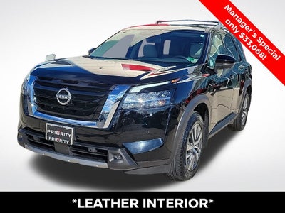 2024 Nissan Pathfinder SL