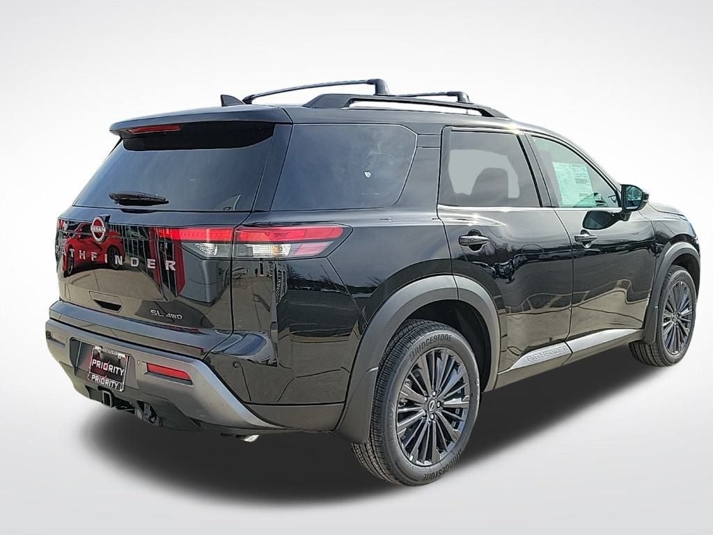 2026 Nissan Pathfinder SL