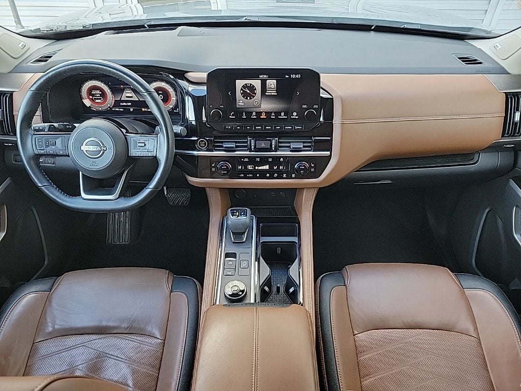 2023 Nissan Pathfinder Platinum