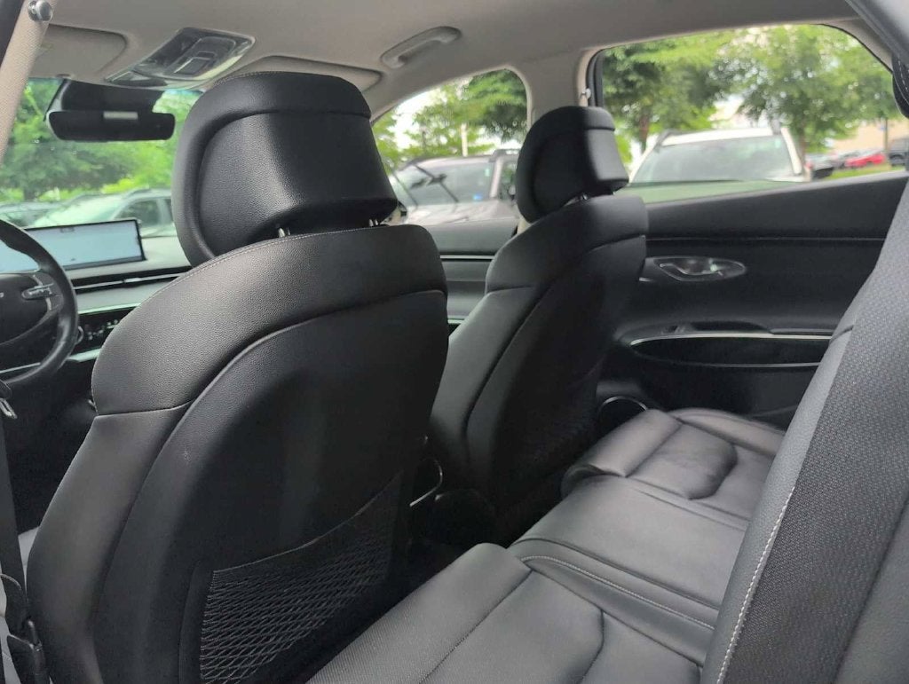 2025 Genesis GV70 2.5T