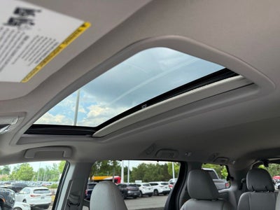 2016 Toyota Sienna XLE 7 Passenger
