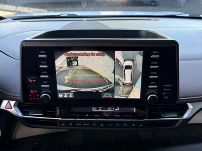 2023 Toyota Sienna Platinum 7 Passenger