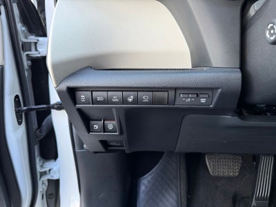 2023 Toyota Sienna Platinum 7 Passenger