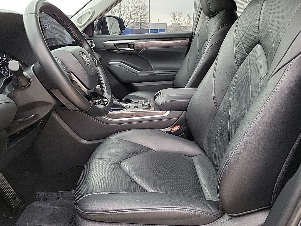 2021 Toyota Highlander Platinum