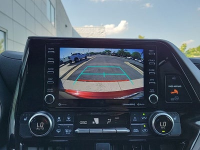 2022 Toyota Highlander Hybrid XLE