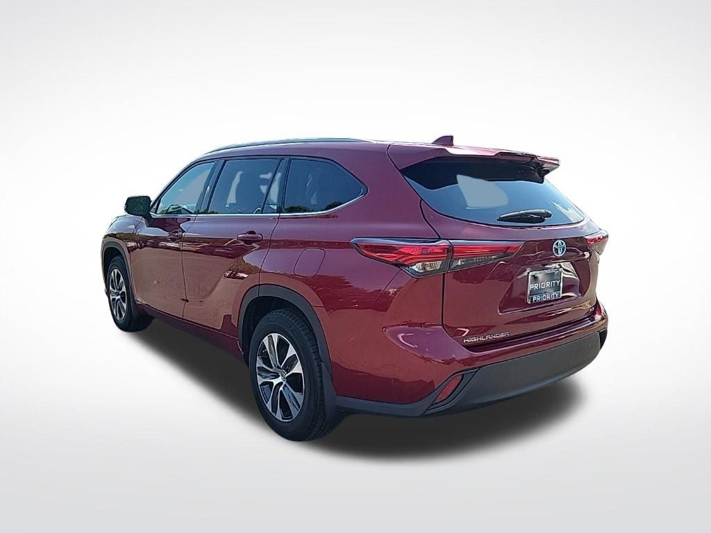 2022 Toyota Highlander Hybrid XLE