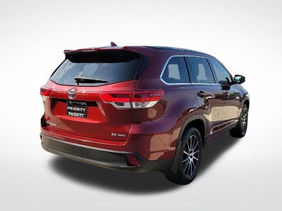 2017 Toyota Highlander SE