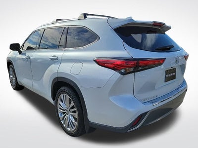 2023 Toyota Highlander L