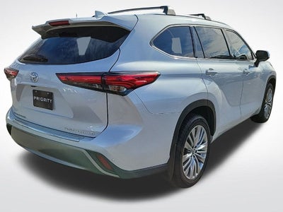 2023 Toyota Highlander L