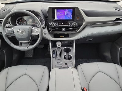 2024 Toyota Highlander XLE