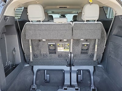 2025 Toyota Sienna XLE 8 Passenger