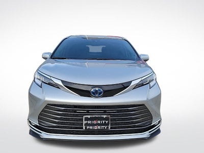 2024 Toyota Sienna Limited 7 Passenger