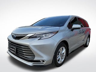 2024 Toyota Sienna Limited 7 Passenger