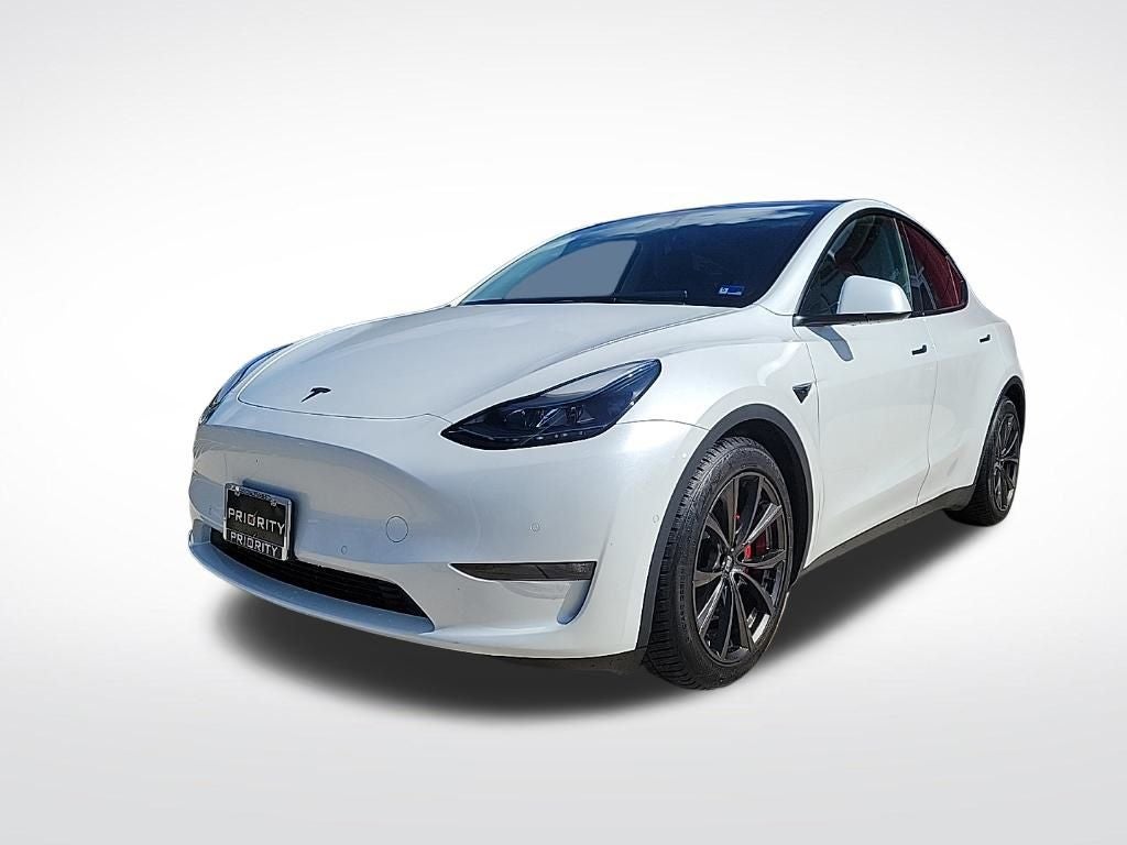 2022 Tesla Model Y Performance Dual Motor All-Wheel Drive's photo