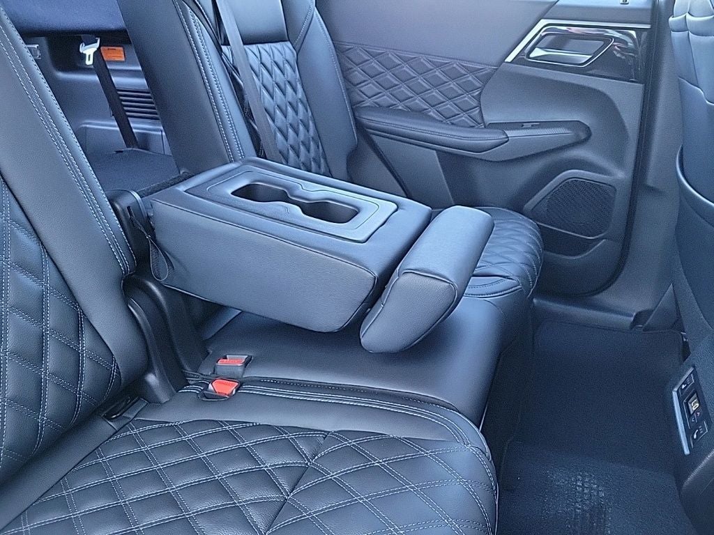 2026 Nissan Rogue Plug-In Hybrid Platinum