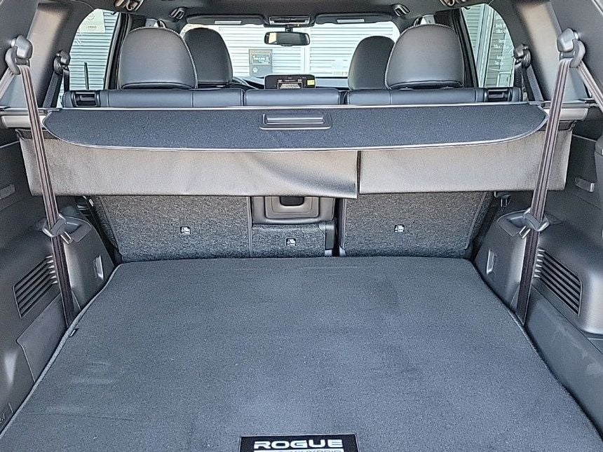 2026 Nissan Rogue Plug-In Hybrid Platinum