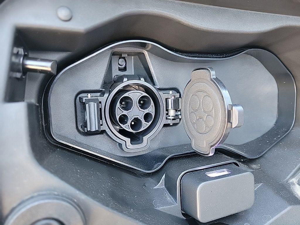 2026 Nissan Rogue Plug-In Hybrid Platinum