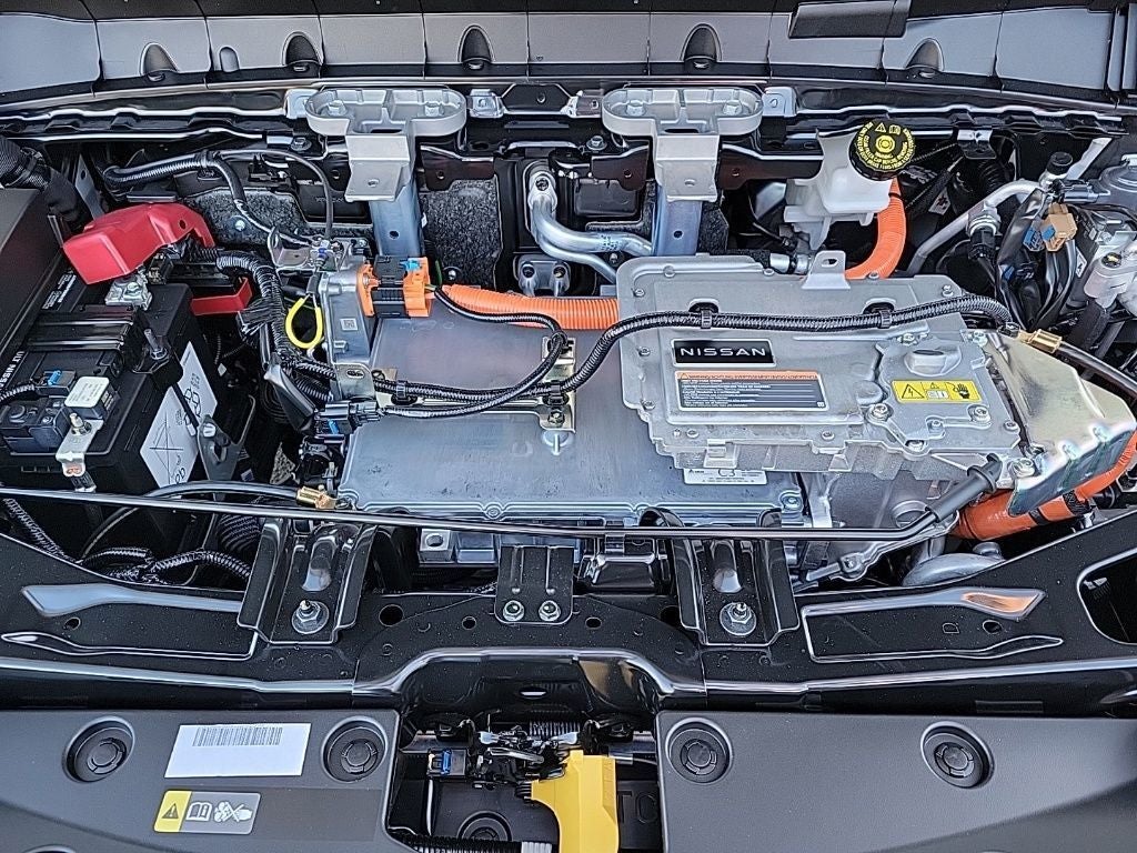 2026 Nissan LEAF Platinum+