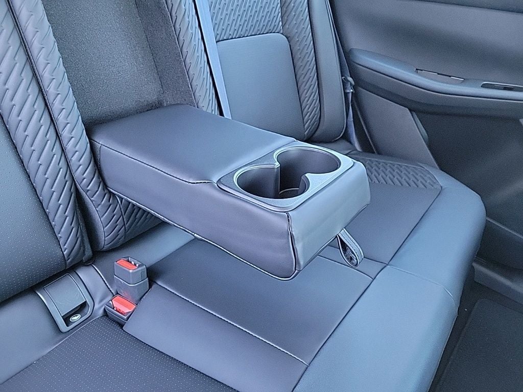 2026 Nissan LEAF Platinum+