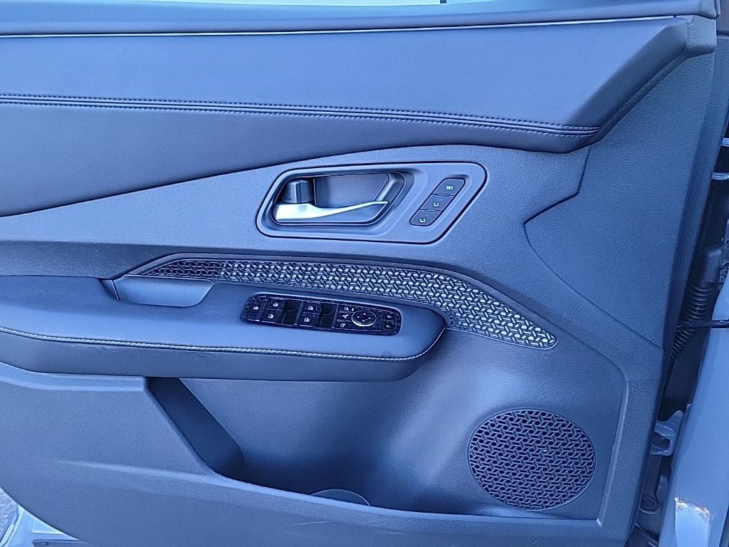 2023 Nissan Ariya EVOLVE+