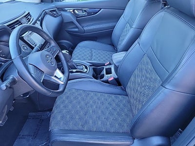 2022 Nissan Rogue Sport SV