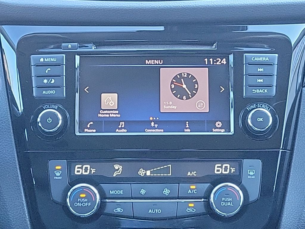 2022 Nissan Rogue Sport SV