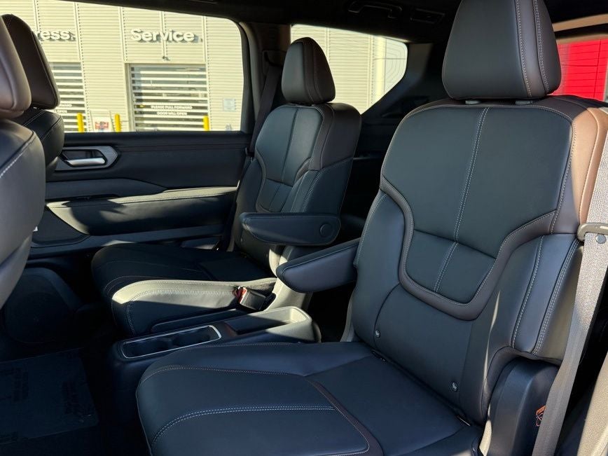 2025 Nissan Armada SL