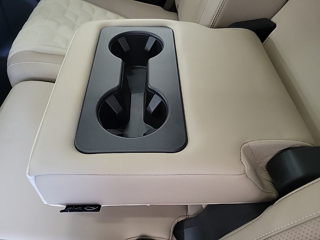 2025 Nissan Armada Platinum Reserve