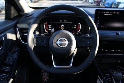 2025 Nissan Rogue SL