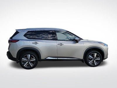 2022 Nissan Rogue SL