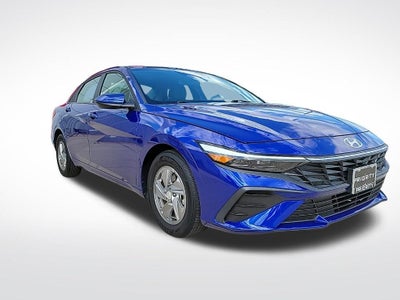 2024 Hyundai Elantra SE
