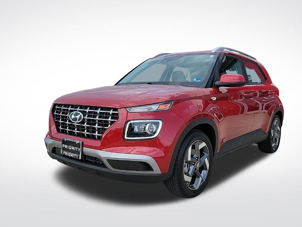 2022 Hyundai Venue Limited IVT's photo