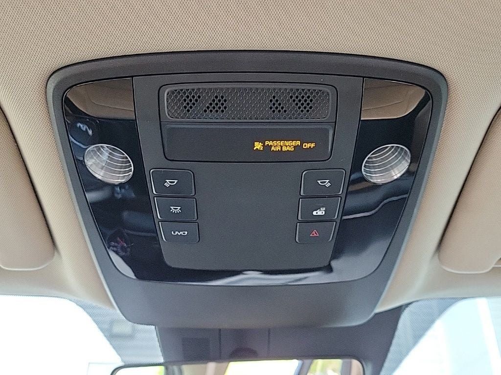 2022 Kia Carnival EX