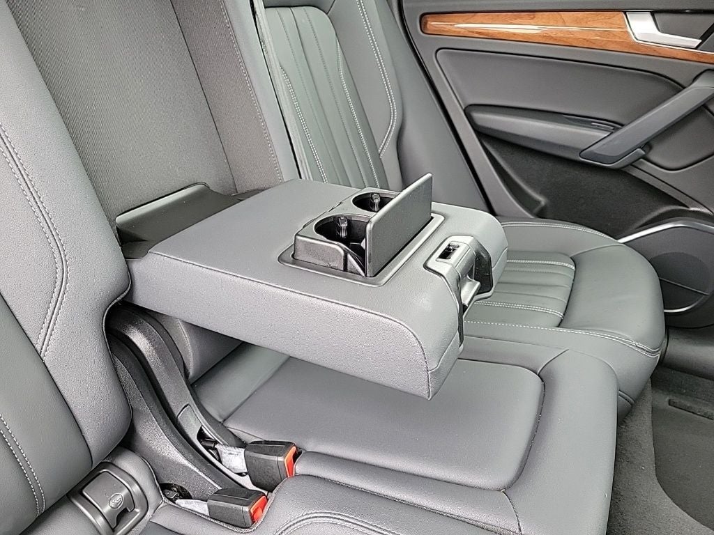 2023 Audi Q5 45 S line Premium quattro
