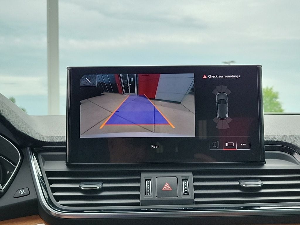 2023 Audi Q5 45 S line Premium quattro