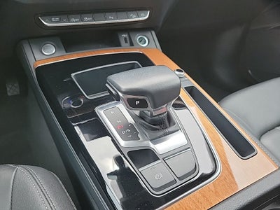 2023 Audi Q5 45 S line Premium quattro