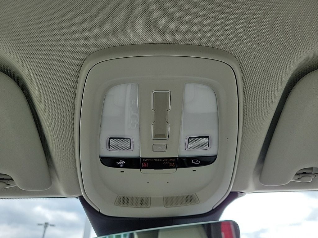 2023 Volvo XC60 Recharge Plug-In Hybrid Ultimate
