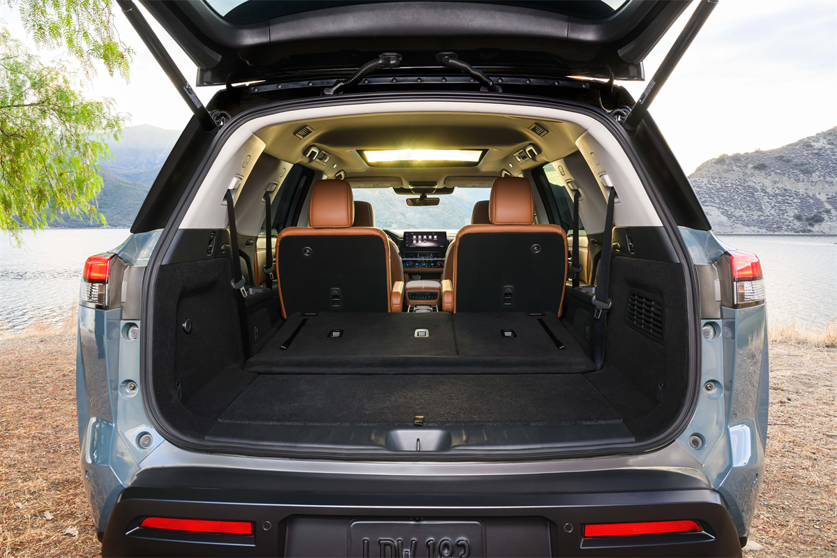 Spacious interior and cargo area of the new Nissan Pathfinder three-row SUV