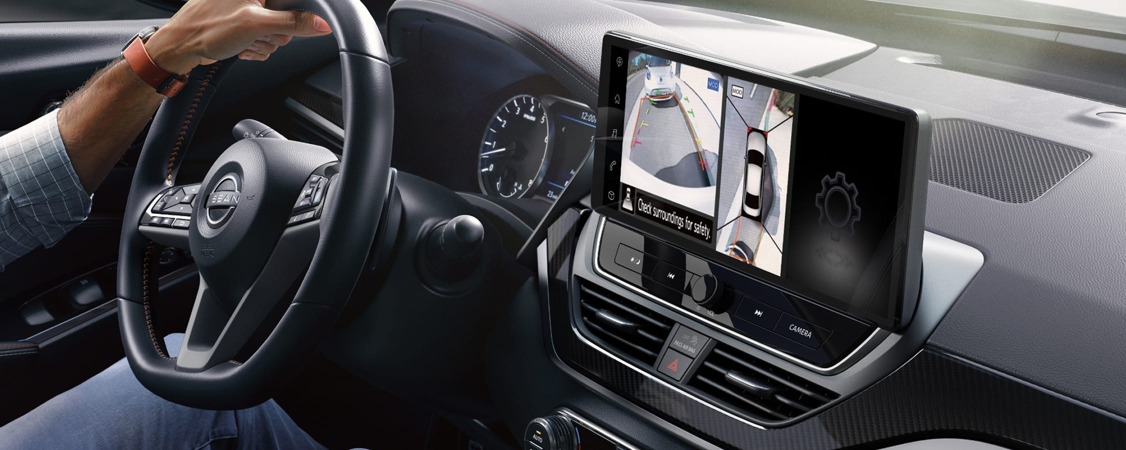 Nissan Altima's intelligent around view monitor displayed on dashboard